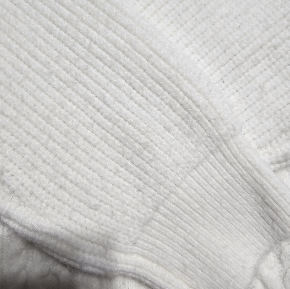 Cable Mockneck - Picture 7 of 10